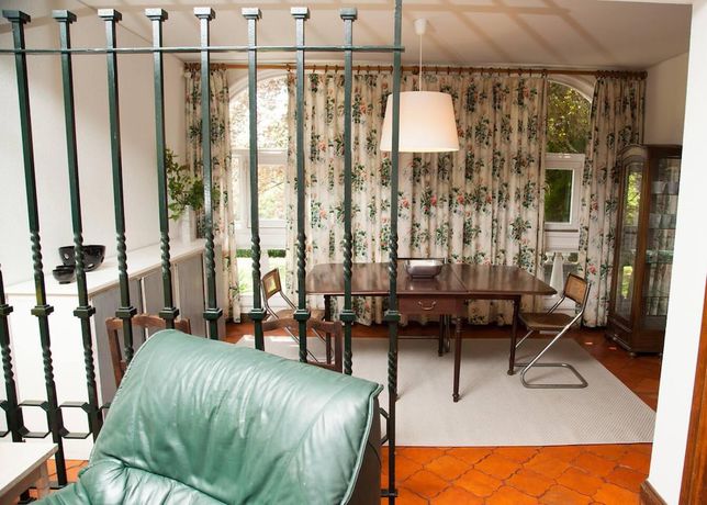 Imagen de la habitación del Hotel Captivating 6-bed House in Grij&oacute;. Foto 9