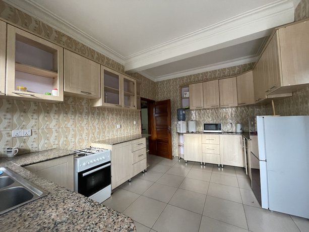 Imagen de la habitación del Hotel Captivating 7-bed House in Kigali, Rwanda. Foto 2