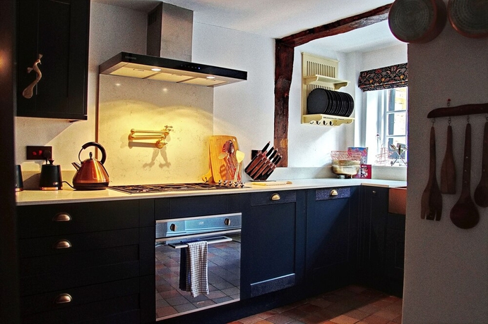 Imagen de la habitación del Hotel Captivating 9-bed House Hot Tub Near Cambridge. Foto 15