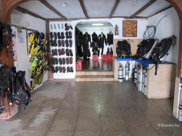 Imagen general del Hotel Capt'n Gregg's Dive Resort. Foto 2