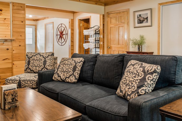 Imagen de los interiores del Hotel Capt.'s Inn And Suites. Foto 19