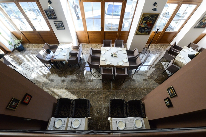 Imagen del bar/restaurante del Hotel Cara 28. Foto 3