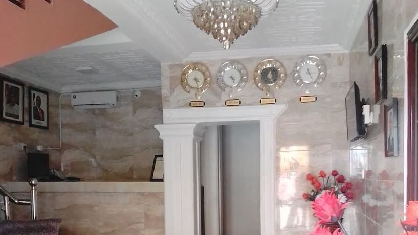 Imagen de los interiores del Hotel Carabana and Suites. Foto 16