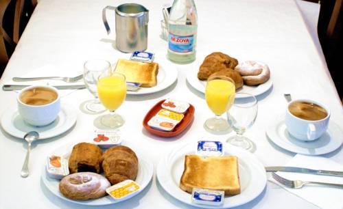 Imagen general del Hotel Carabela 2. Foto 11