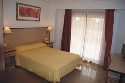 Imagen de la habitación del Hotel Carabela 2. Foto 18