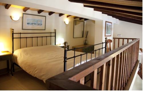 Imagen de la habitación del Hotel Carabela II. Foto 7