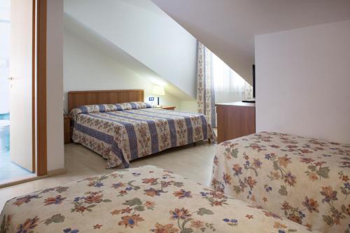 Imagen de la habitación del Hotel Caracas. Foto 8