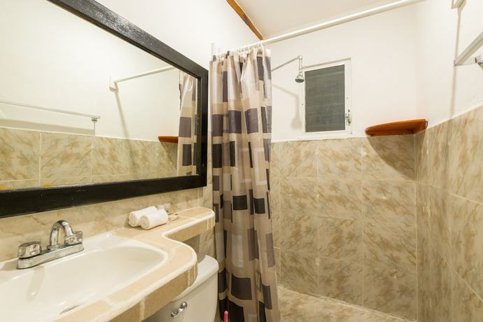 Imagen de la habitación del Hotel Caracol Puerto Morelos. Foto 4