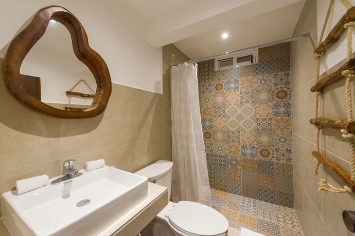 Imagen de la habitación del Hotel Caracol Puerto Morelos. Foto 7