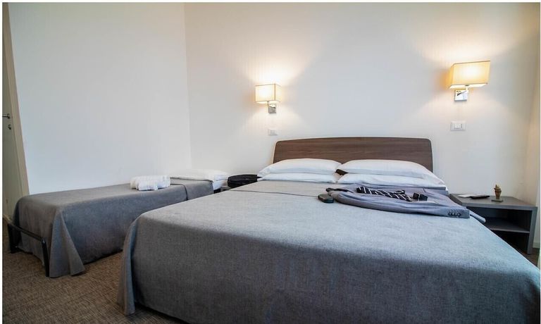 Imagen de la habitación del Hotel Caraibi, Cervia. Foto 9
