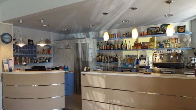 Imagen de los interiores del Hotel Caraibi. Foto 20