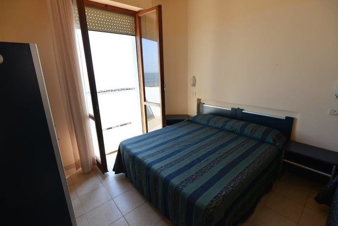 Imagen de la habitación del Hotel Caraibi, Senigallia. Foto 11