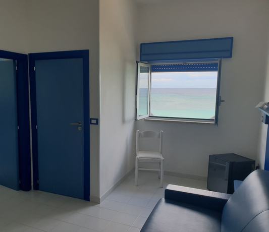 Imagen de la habitación del Hotel Caraibisiaco sul Mare. Foto 9