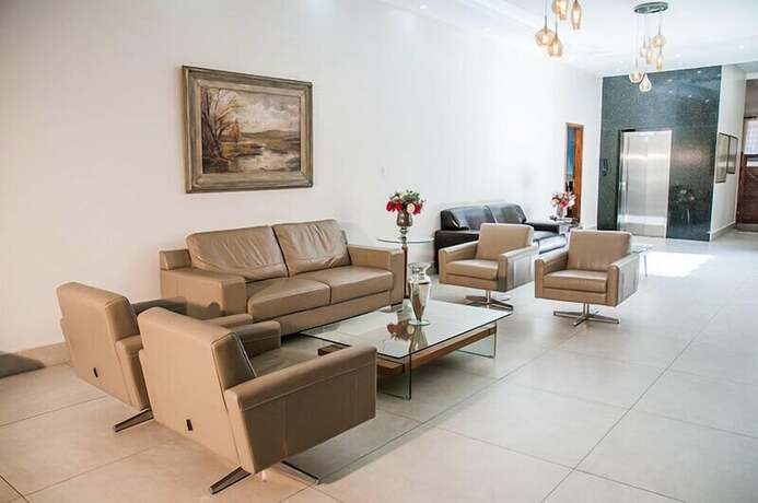 Imagen general del Hotel Caraj&aacute;s, Varginha. Foto 11