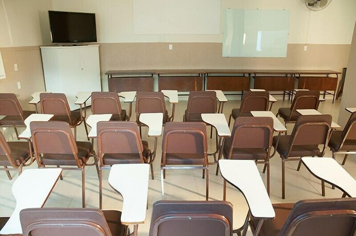 Imagen de los interiores del Hotel Caraj&aacute;s, Varginha. Foto 34