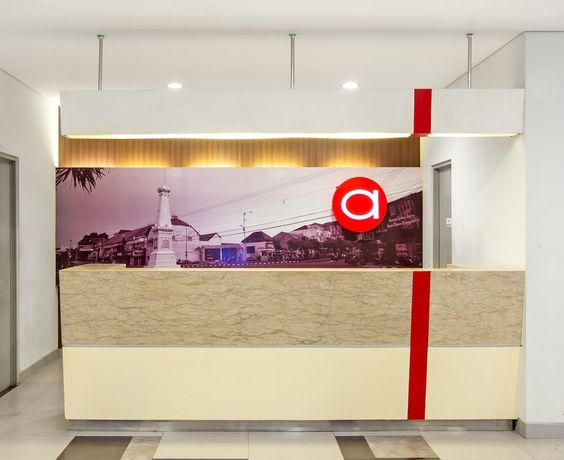 Imagen de los interiores del Hotel Carani. Foto 18