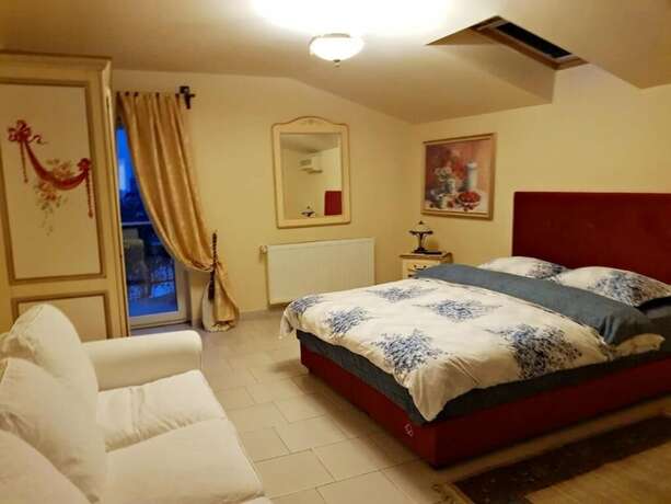 Imagen de la habitación del Hotel Caransebeș. Foto 10