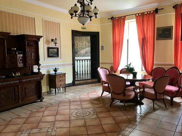 Imagen general del Hotel Caransebeș. Foto 5