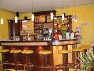 Imagen del bar/restaurante del Hotel Carat, Reinickendorf. Foto 2
