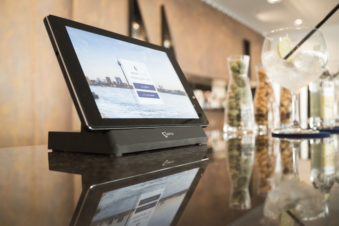 Imagen del bar/restaurante del Hotel Carathotel Düsseldorf City. Foto 2