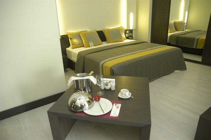 Imagen general del Hotel Caratpark. Foto 4