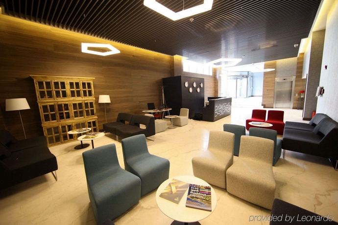 Imagen general del Hotel Caratpark. Foto 16