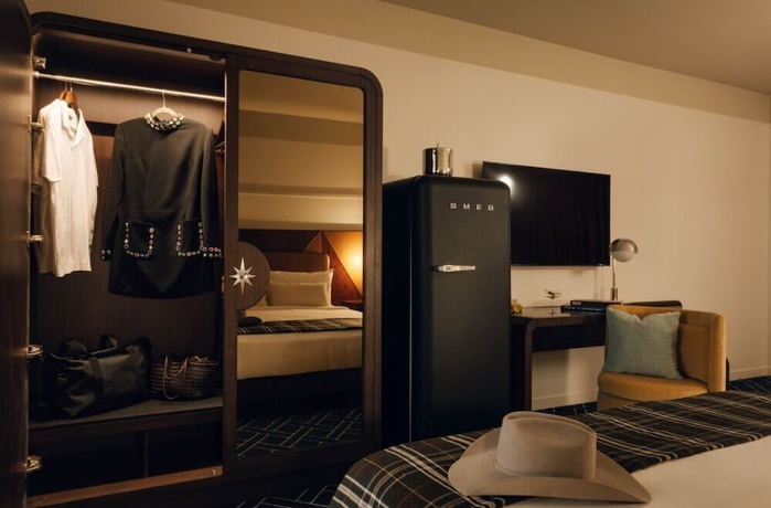 Imagen de la habitación del Hotel Caravan Court. Foto 3