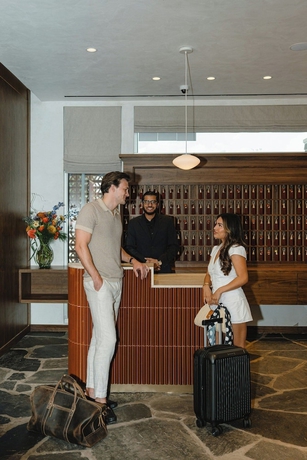 Imagen de los interiores del Hotel Caravan Court. Foto 16