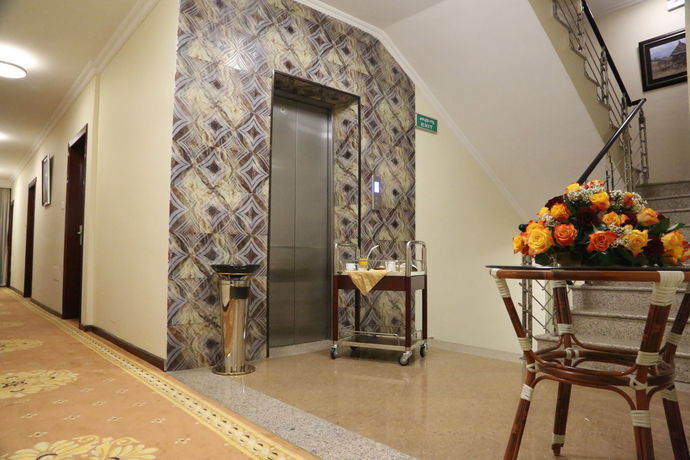 Imagen de los interiores del Hotel Caravan. Foto 14