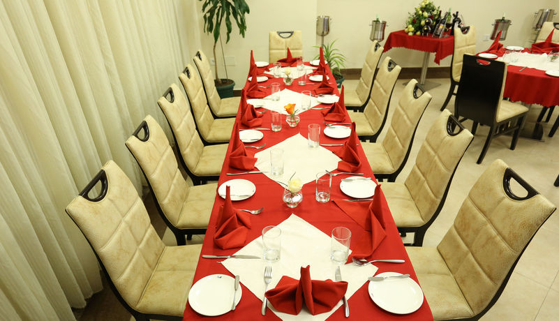 Imagen de los interiores del Hotel Caravan. Foto 15