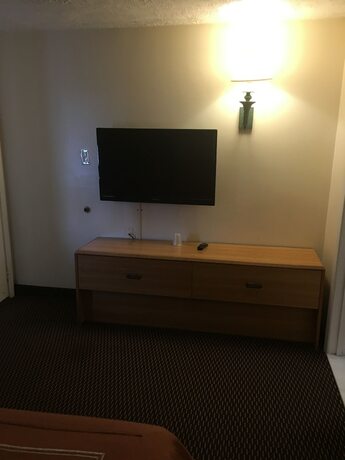 Imagen general del Hotel Caravan Motel, City of Niagara Falls. Foto 3