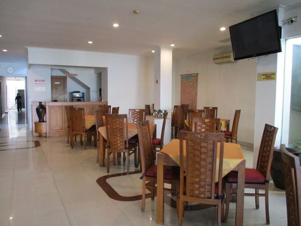 Imagen del bar/restaurante del Hotel Caravan, Yakarta. Foto 4