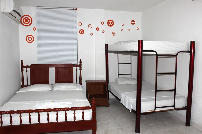 Imagen de la habitación del Hotel Caravana. Foto 8