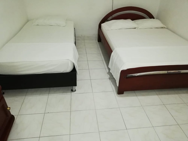 Imagen de la habitación del Hotel Caravana. Foto 13