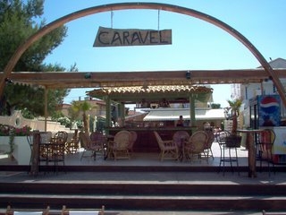 Imagen del bar/restaurante del Hotel Caravel Pool Marilenna. Foto 3
