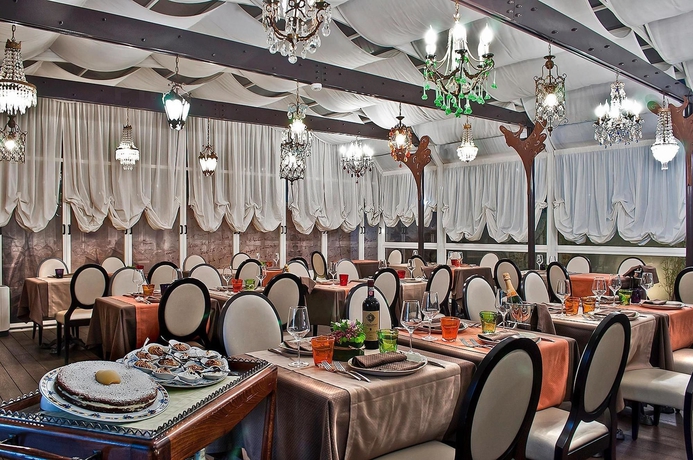 Imagen del bar/restaurante del Hotel Caravel, Roma. Foto 2