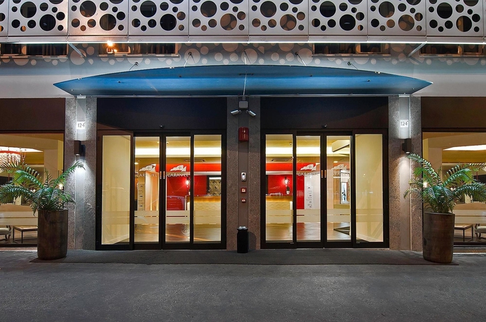 Imagen de los exteriores del Hotel Caravel, Roma. Foto 9