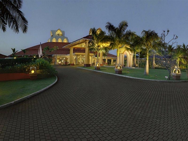 Imagen general del Hotel Caravela Beach Resort. Foto 13