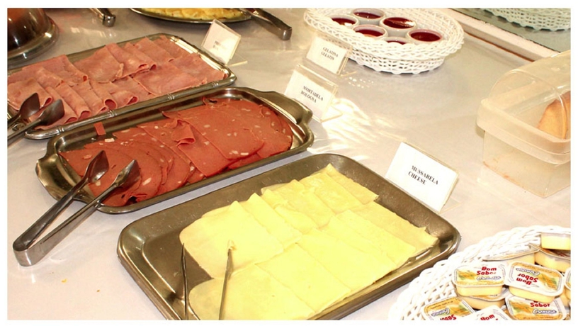 Imagen del bar/restaurante del Hotel Caravelas, Sao Paulo Ciudad. Foto 3