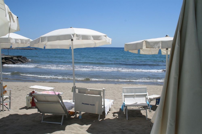 Imagen de los exteriores del Hotel Caravelle, Diano Marina. Foto 10