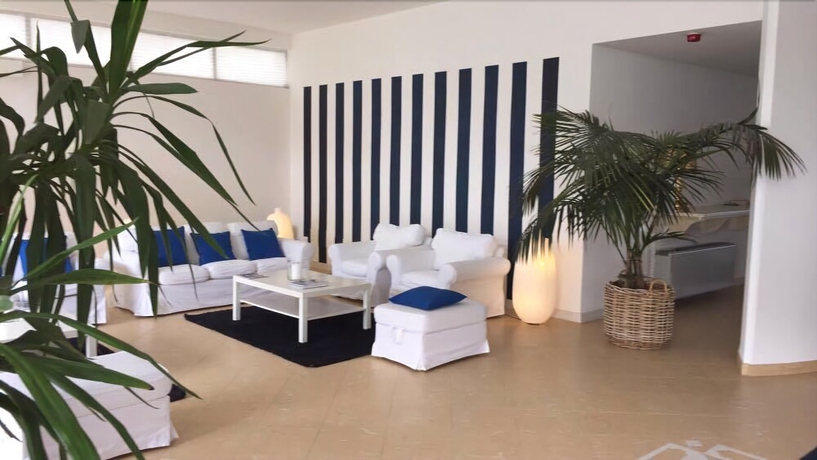 Imagen de los interiores del Hotel Caravelle. Foto 11