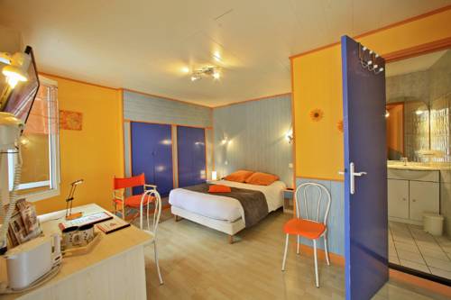 Imagen de la habitación del Hotel Caravelle. Foto 15
