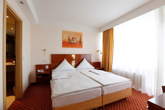 Imagen de la habitación del Hotel Caravelle Im Park. Foto 4