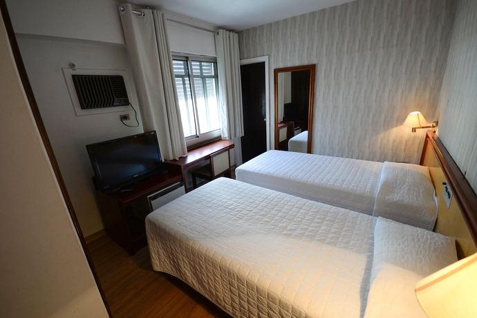Imagen de la habitación del Hotel Caravelle Palace. Foto 3