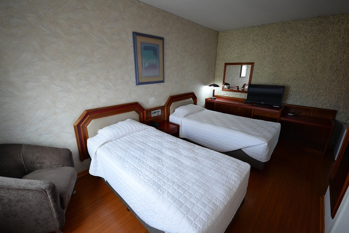 Imagen de la habitación del Hotel Caravelle Palace. Foto 6