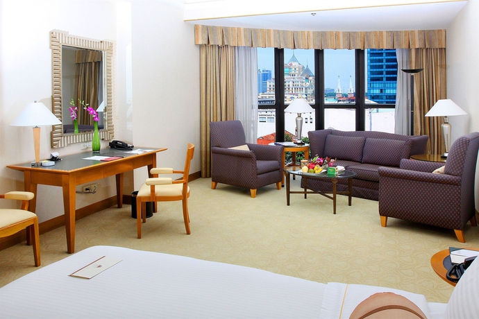 Imagen de la habitación del Hotel Caravelle Saigon. Foto 10