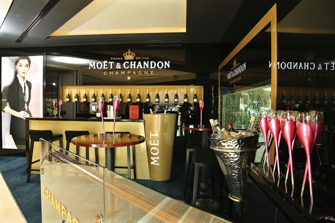 Imagen de los interiores del Hotel Caravelle Saigon. Foto 15