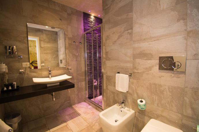 Imagen de la habitación del Hotel Caravita. Foto 3