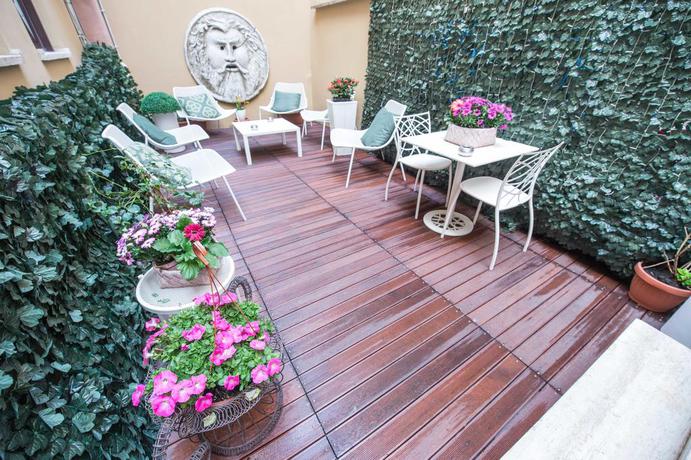 Imagen de los interiores del Hotel Caravita. Foto 13