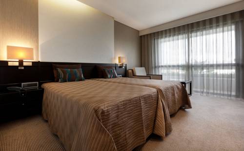 Imagen de la habitación del Hotel Cardal. Foto 13